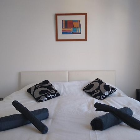 Room In Luxurious Penthouse Apartment لندن المظهر الخارجي الصورة